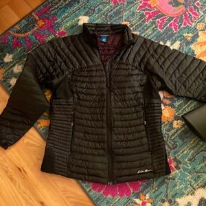 Black petite small Eddie Bauer thin puffer jacket